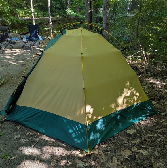 Vintage MEC Tent - Picture 4 of 4